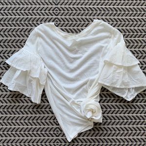 NWOT Ruffle sleeve top
